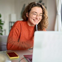 online learning woman